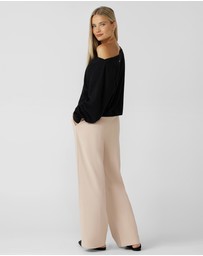 Lorna Jane - Cloud Soft Relaxed Fit Long Sleeve Top