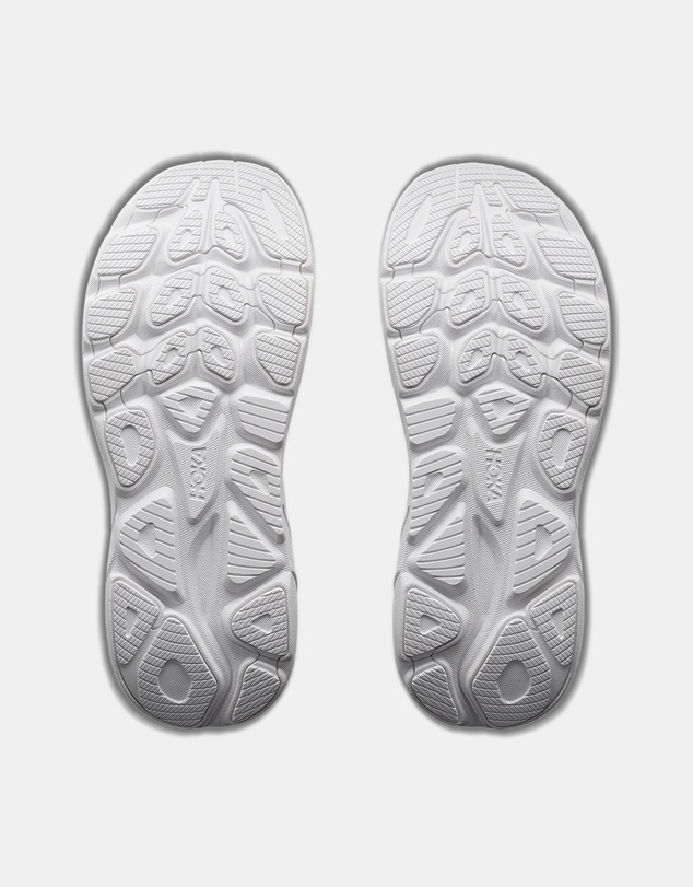 HOKA - Clifton 11 - Women's