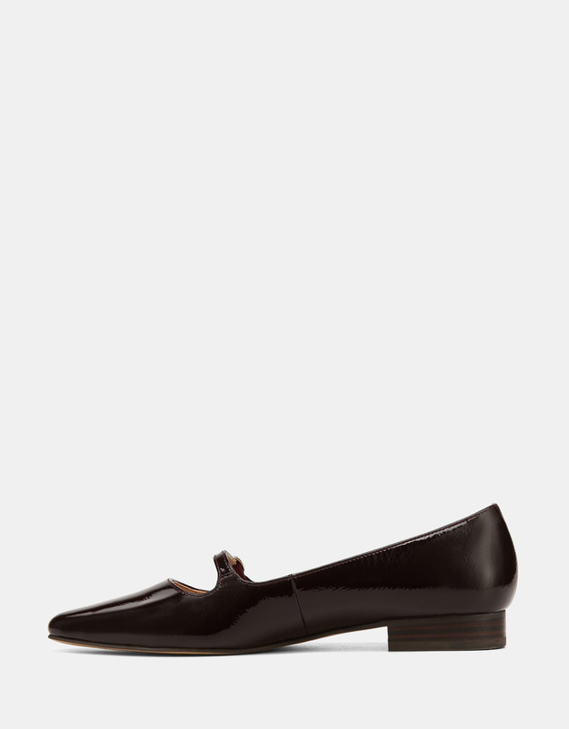 Wittner - Carina Dress Flats Raisin Crinkle Patent