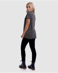 DVNT - Womens Devoid Standard Tee