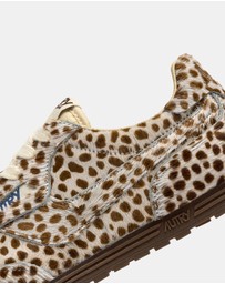 Autry - Windspin Low Wom Sneakers - Women's