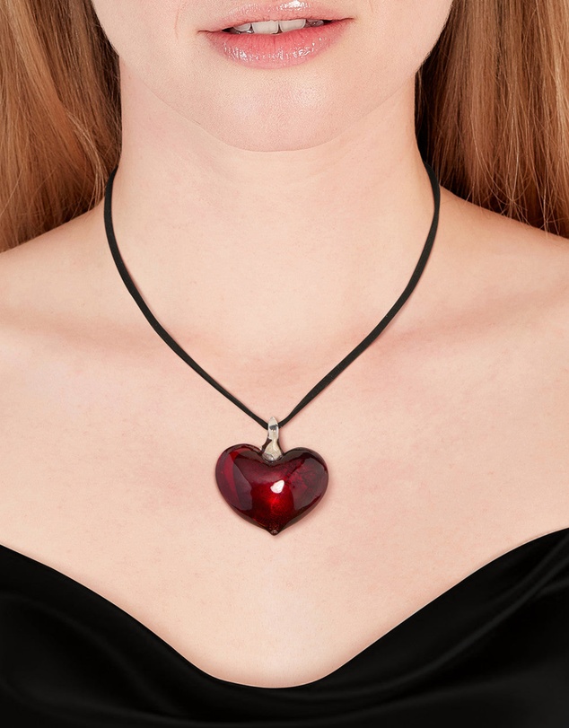 Lovisa - Large Red Puffy Heart Suede Cord Necklace