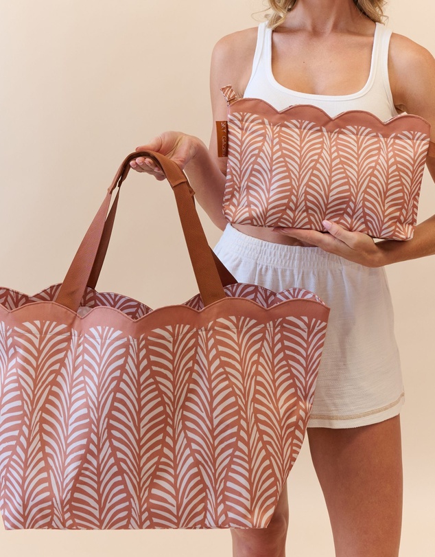 Sky Gazer - Scalloped Edge Beach Bag- Mocha Fern