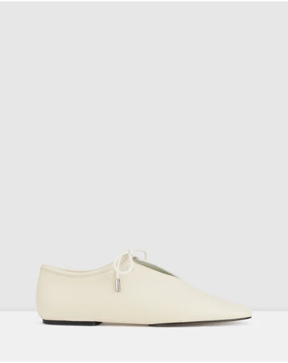 Rollie - Noah Lace Flat