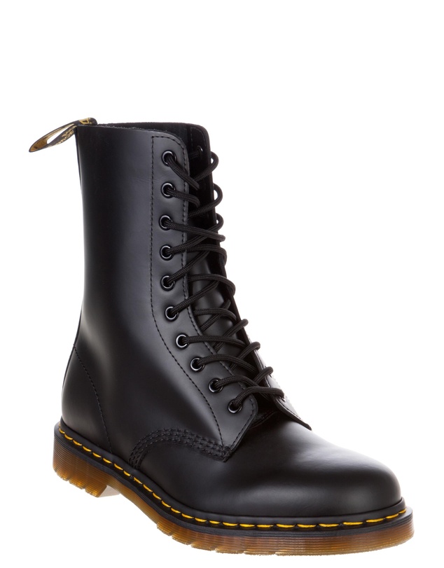Dr Martens - 1490 10 Eye Lace-Up
