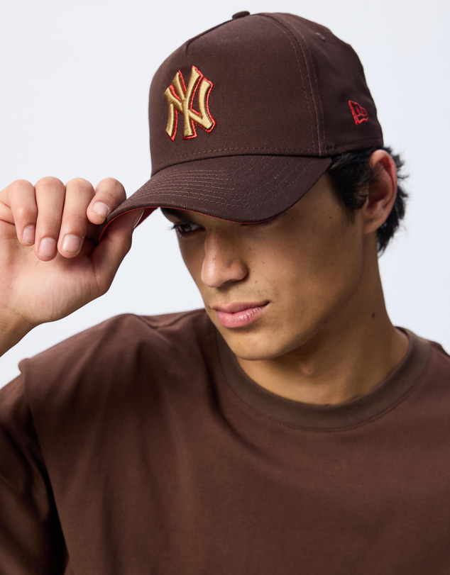 New Era - 940AF Choc Cherry New York Yankees Cap