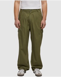 Urban Classics - Wide Pleated Cargo Pants - Light Olive