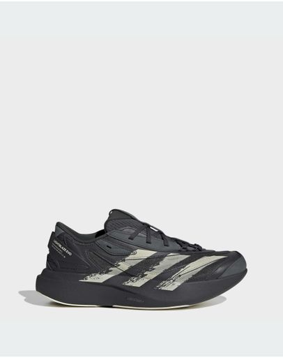 Carbon / Off White / Core Black