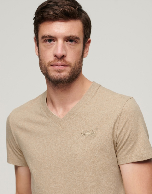 Superdry - Essential Logo Embroidered Vee Tee