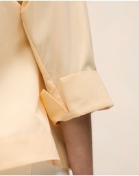 Trenery - Fine Poplin Popover Shirt in Butter