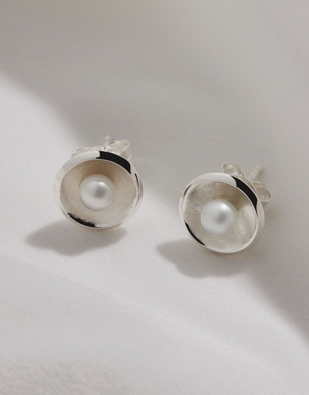 Najo - Capri Silver and Pearl Earrings