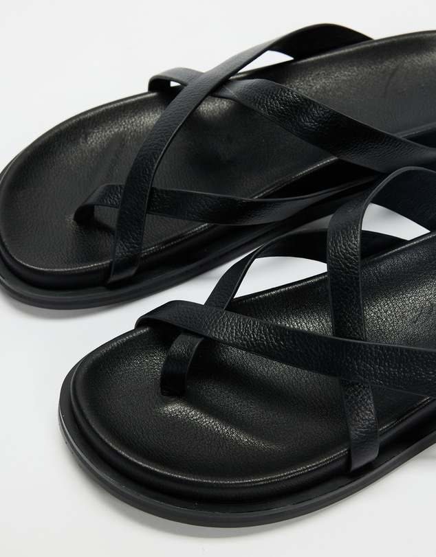 AERE - Roxy Leather Crossover Footbed Sandals - Women's