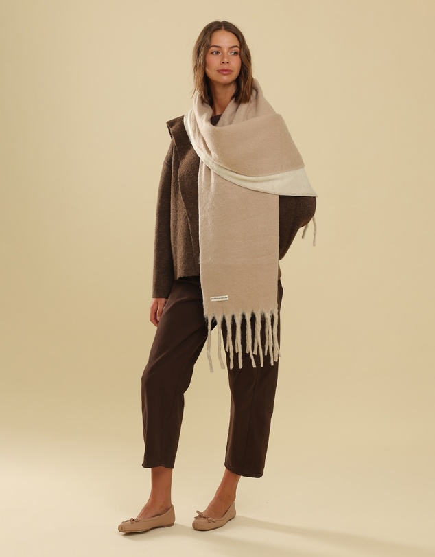 Morgan & Taylor - Hannah Reversible Scarf in Cream