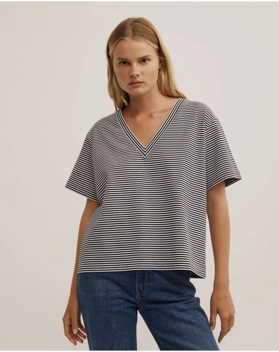 Witchery - V Neck T-shirt