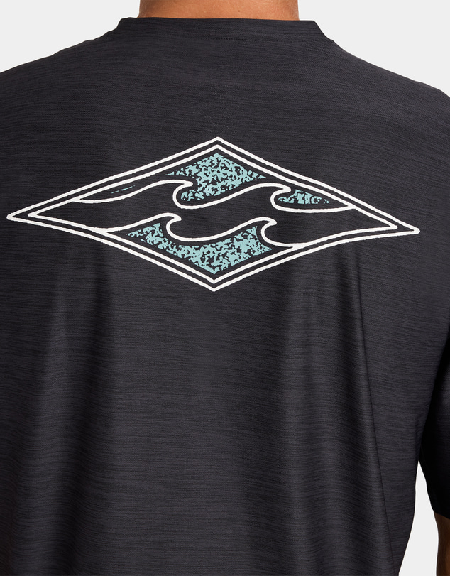 Billabong - Mens Diamond Shoreline Loose Fit Short Sleeve Rashguard