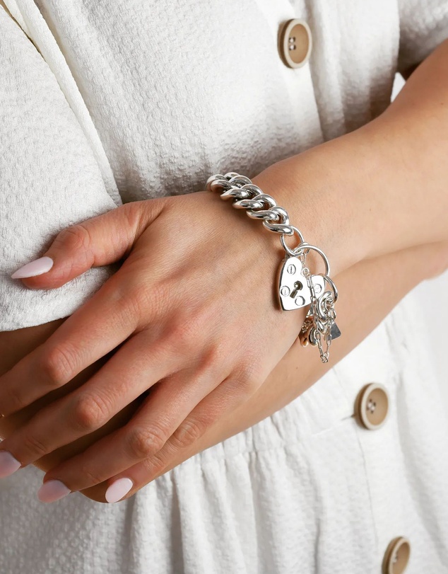 Von Treskow - Medium Mama Heart Padlock Bracelet