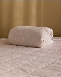 Sheet Society - Wonder Wool Medium Weight Quilt