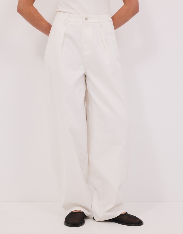 Calli - Reese Barrel Leg Pants
