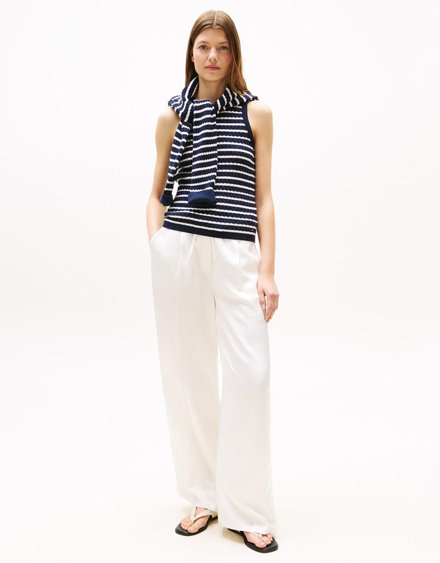 Tommy Hilfiger - Cable Knit Sleeveless Slim Sweater