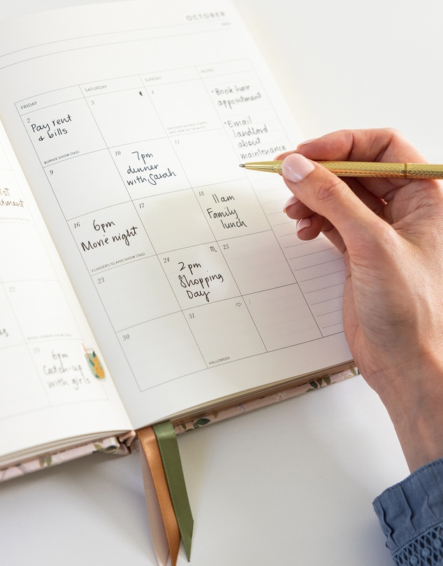 Bespoke Letterpress - 2026–2027 Weekly Financial Year Planner – White Blossoms