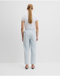 Country Road - Tapered Chambray Pintuck Pant