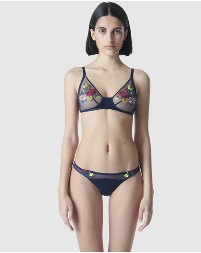 Simone Perele - Elsa Tanga