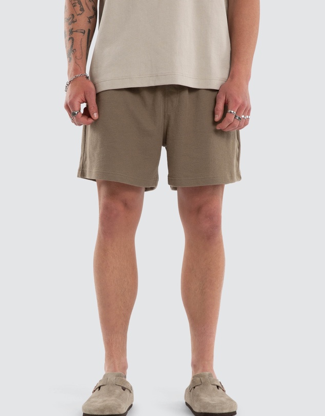 Nomadic Paradise - Matteo 6 Inch Daily Short