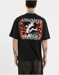 Kiss Chacey - Crowdsurf Street Tee