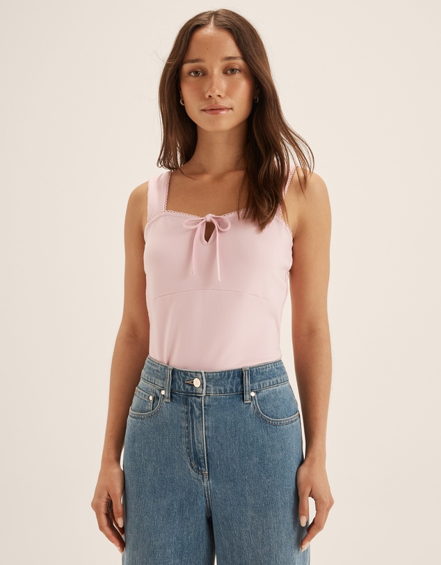 Review - Danni Tank