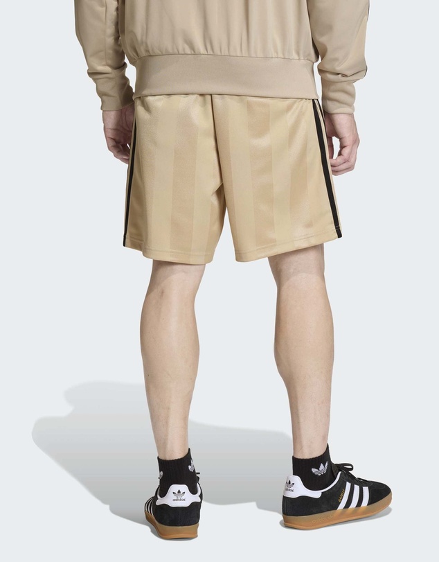 adidas Originals - 3-STRIPES LOOSE ENGINEERED SHORTS Mens