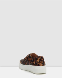 Rollie - Derby City Shoe