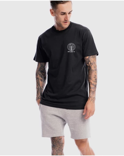 DVNT - Radio Revolt Tee