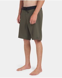 RVCA - Mens VA Solid 19