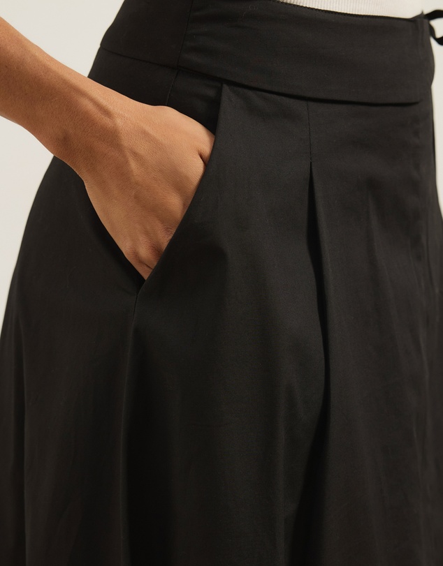 Atmos&Here - Tova Belt Detail Maxi Skirt