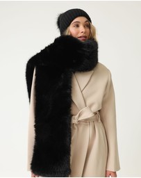Morgan & Taylor - Peri Chunky Faux Fur Scarf