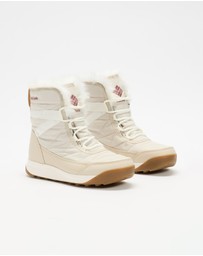 Columbia - Minx Shorty IV Boots (Wide Fit) - Women's