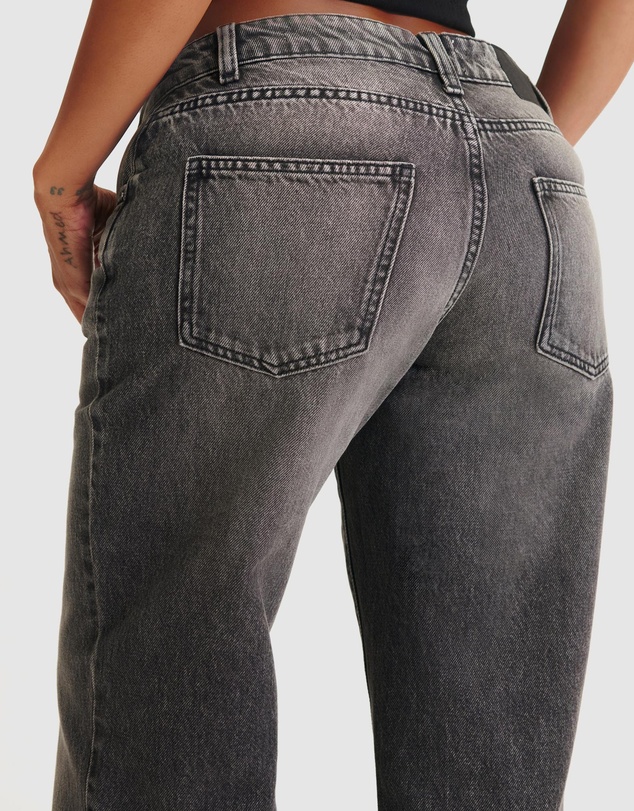 Cotton On - Curvy Low Rise Straight Jeans