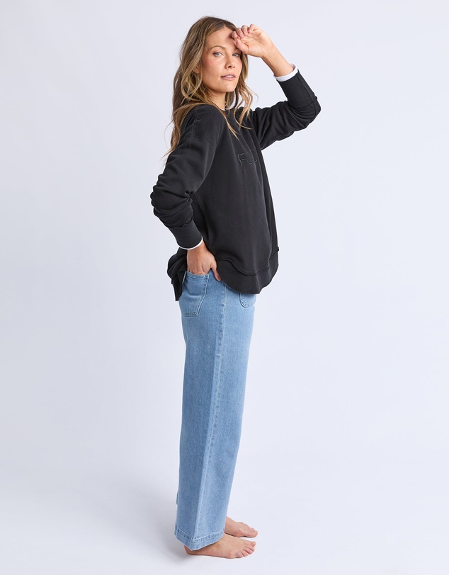 Foxwood - Simplified Crew Black On Black