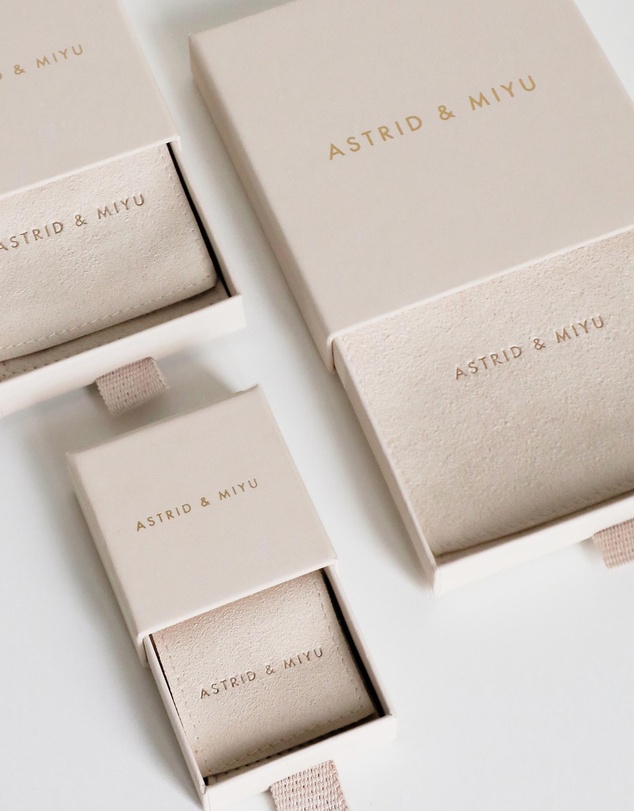 Astrid & Miyu - Navette Crystal Necklace