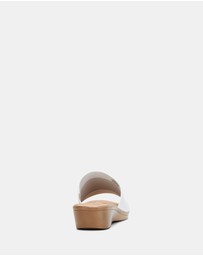 Hush Puppies - Coco