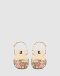 Nine West - Socio