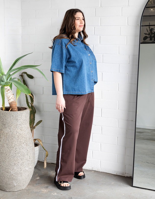 Love Your Wardrobe - Tasha Side Stripe Jogger