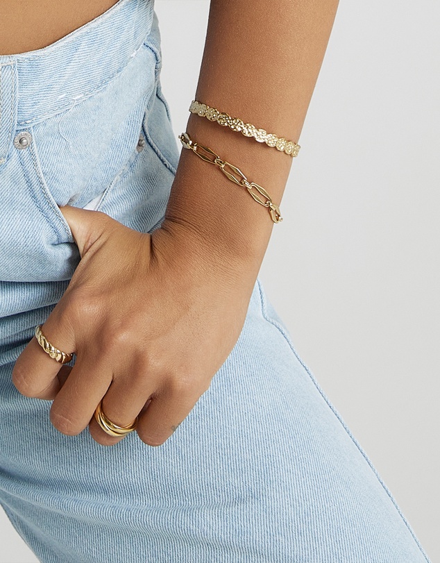 Arms Of Eve - Olsen Gold Cuff