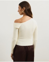 Atmos&Here - Alora Long Sleeve Knit Top With Twist Detail