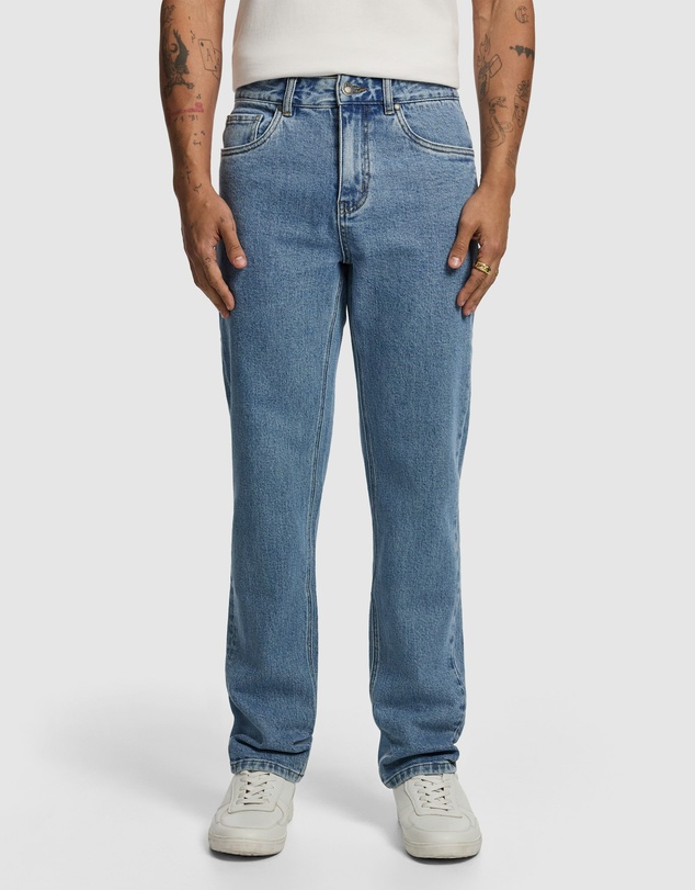 yd. - Spike Straight Jean