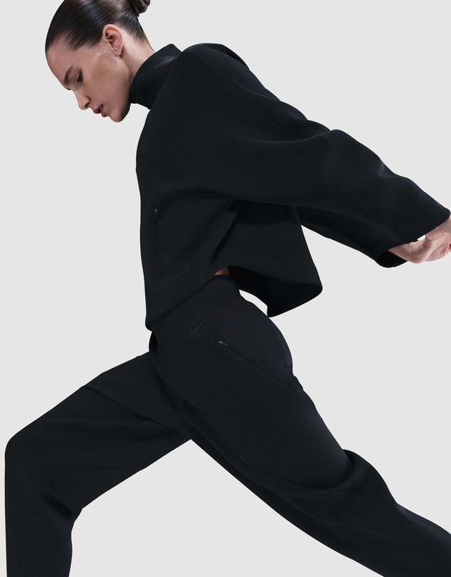 Nike - Universa Dri-FIT Mid-Rise Loose 7/8 Pants