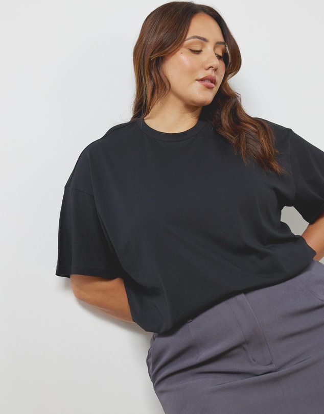 Atmos&Here Curvy - Organic Cotton Boyfriend Tee