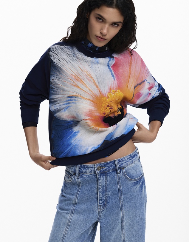 Desigual - Sweatshirt with large flower
