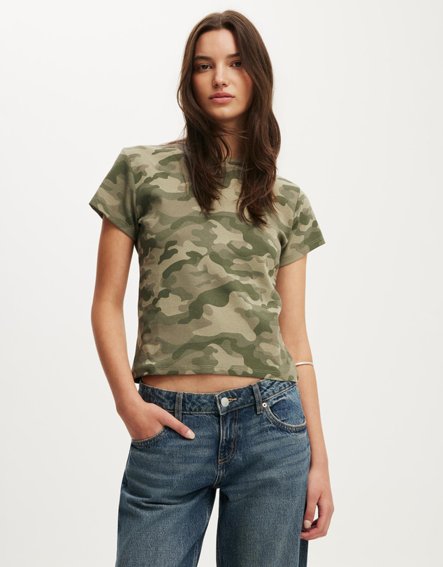 Cotton On - 90s Baby Tee