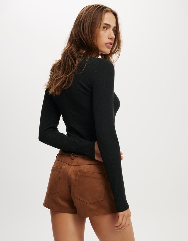 Cotton On - Suede Micro Shorts